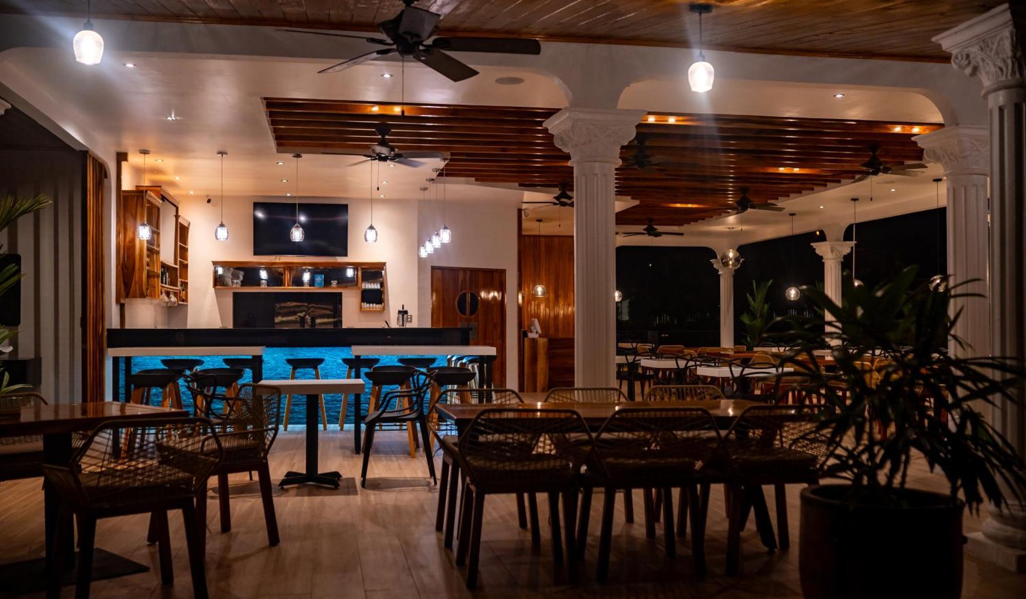 Hotel Los Higuerones Paso Canoas Екстериор снимка
