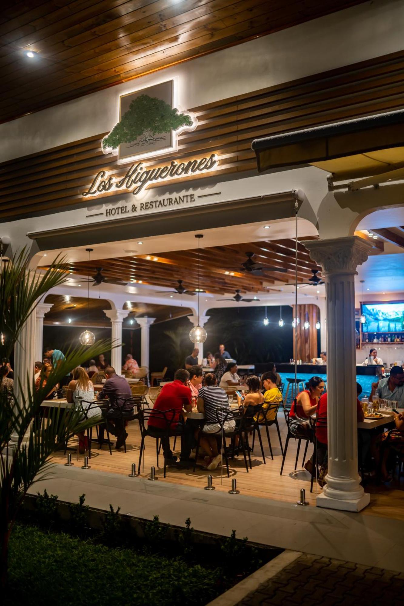 Hotel Los Higuerones Paso Canoas Екстериор снимка