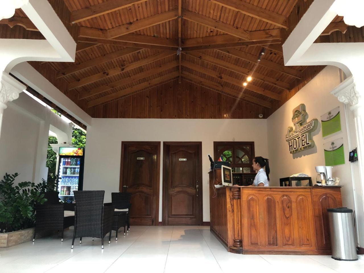 Hotel Los Higuerones Paso Canoas Екстериор снимка