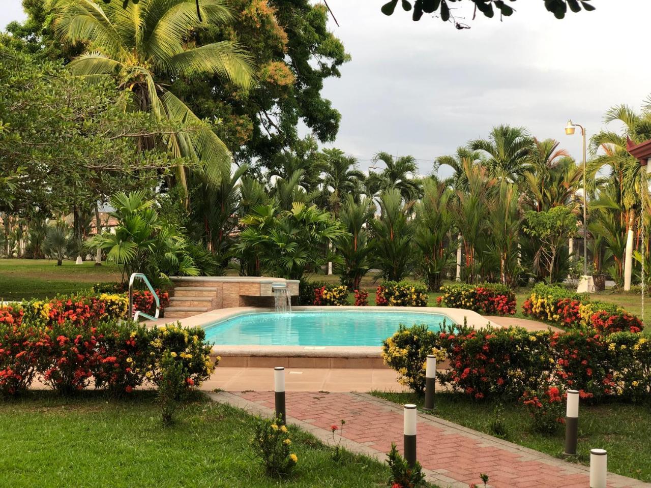 Hotel Los Higuerones Paso Canoas Екстериор снимка