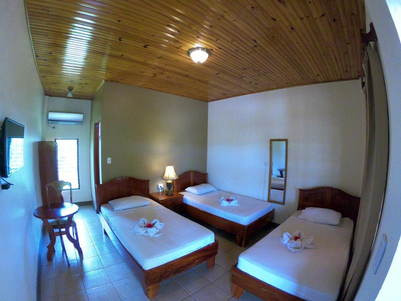 Hotel Los Higuerones Paso Canoas Екстериор снимка